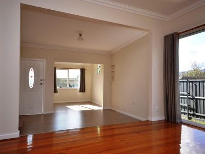 79 Lakeside Avenue , Mount Beauty