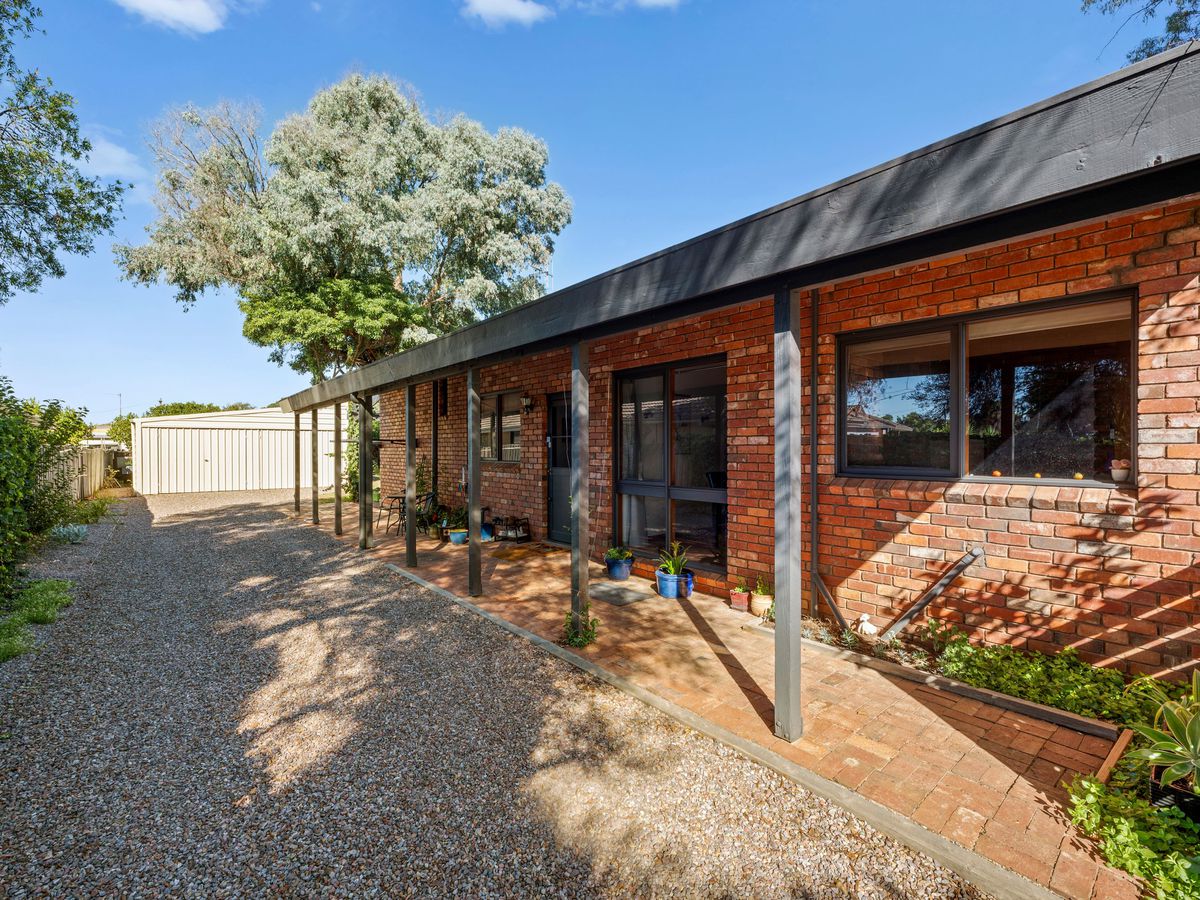 61 Monds Avenue, Benalla