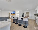 44 Apsley Bend, Tapping