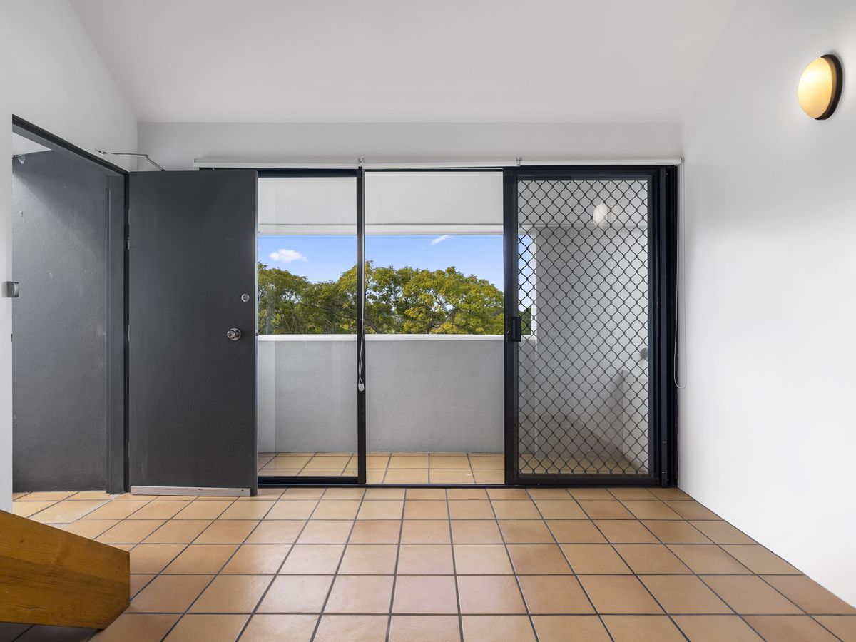 34 / 120 Sydney Street, New Farm