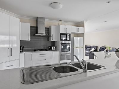 4 Frangipani Avenue, Ulladulla