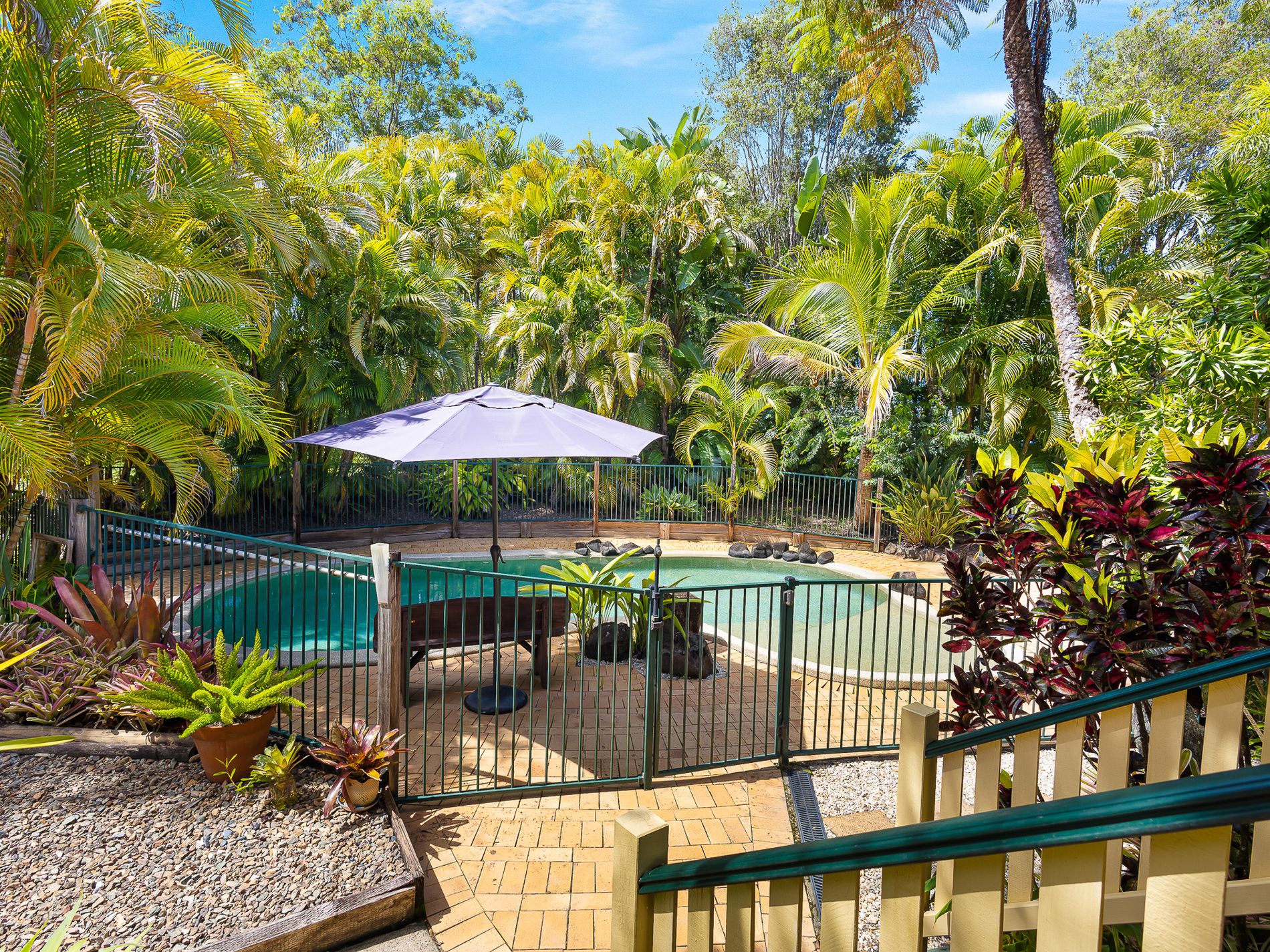 6 Peacock Court, Pomona