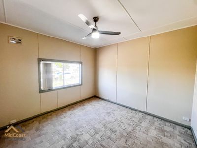 13 Douglas Avenue, Forster