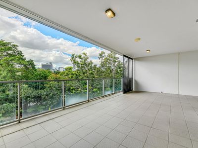 7021 / 7 Parkland Boulevard, Brisbane City