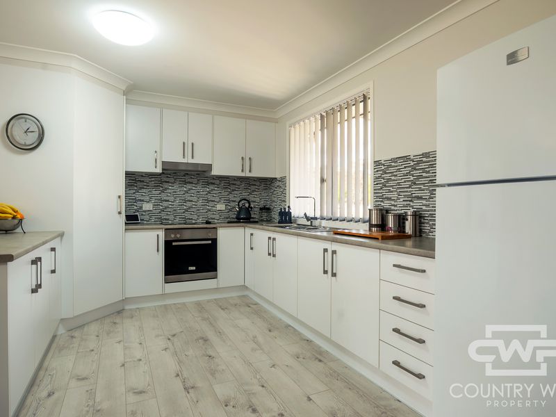22 Inverell Road, Emmaville