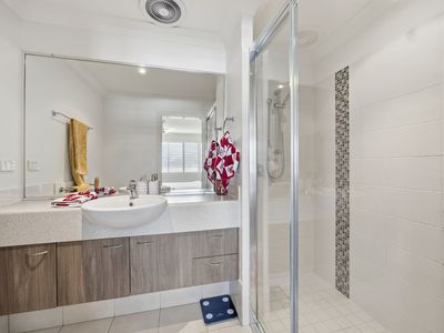 8 / 38 Johnston Street, Southport