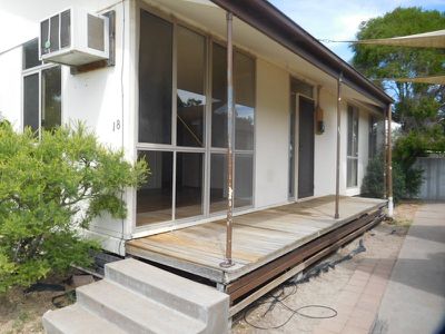 18 Jones Street, Horsham