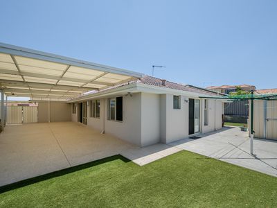 82 Santiago Parkway, Ocean Reef