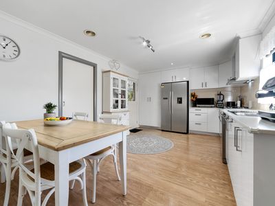 2 / 24 Eramosa Road West , Somerville