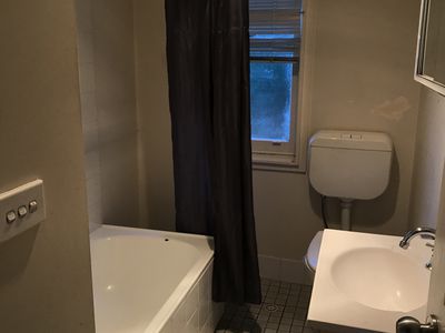 23 Wybalena Avenue, Koonawarra