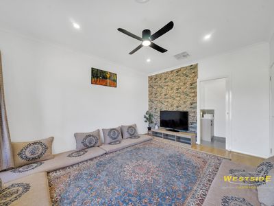 25 Cascade  Drive, Aintree