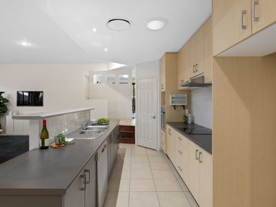 42 Gordon Crescent, Wakerley