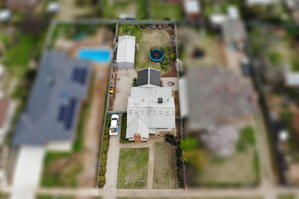 12 Saunders Street, Kyabram