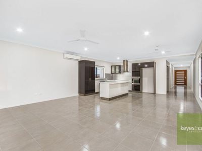 27 Broadwater Terrace, Idalia