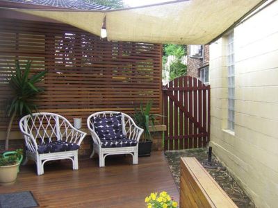 9 Carlon Crescent, Farmborough Heights