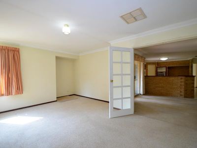 15 Morphett Crescent, Bateman