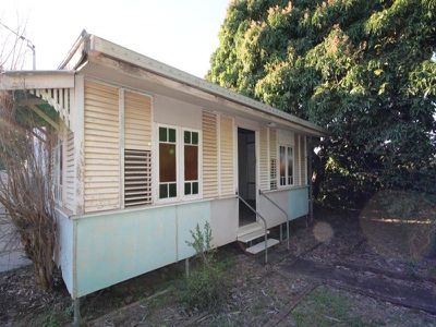 20 Felix Street, Grand Secret
