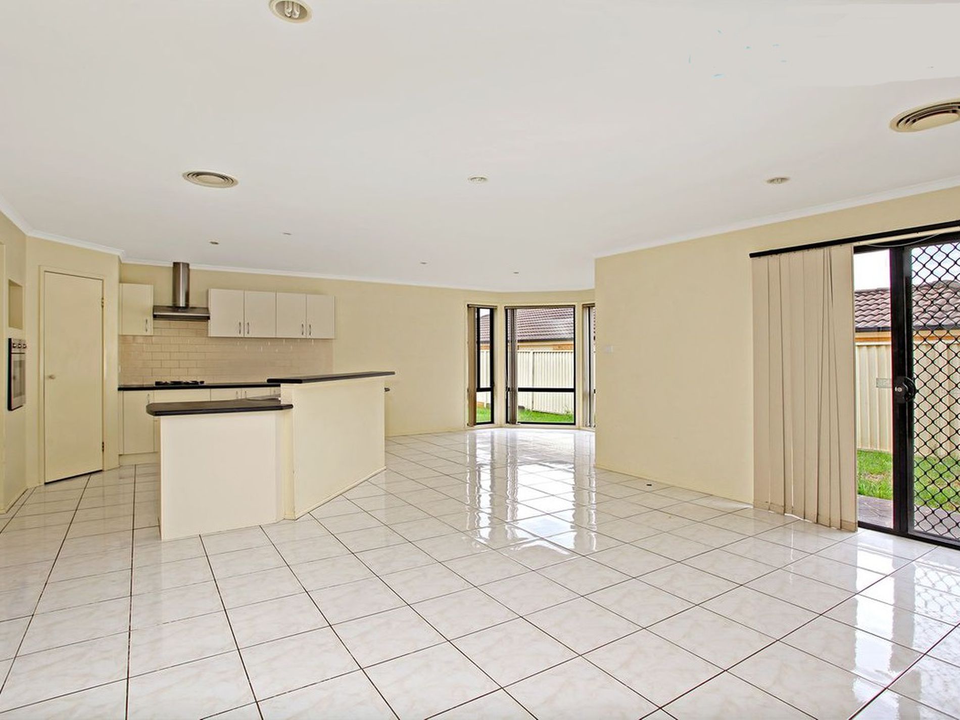5 Watkiss Street, Glenwood