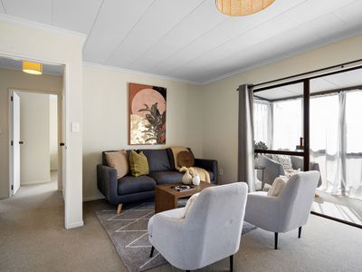 2 Brydon Way, The Wood