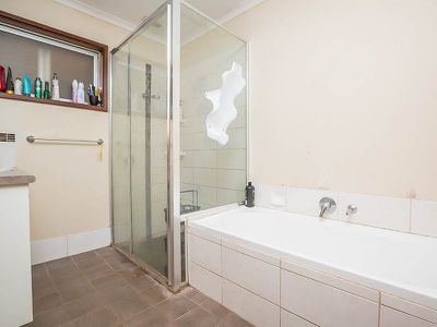 2 Koolama Crescent, South Hedland