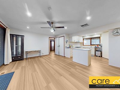 35 Oaktree Drive, Hampton Park