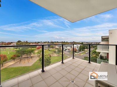 302 / 90 La Scala Avenue, Maribyrnong