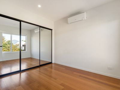 2 / 2 Donald Avenue, Essendon