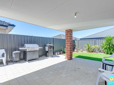 11 Mapleton Drive, Yanchep