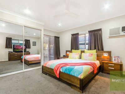 11 Petrie Way, Idalia