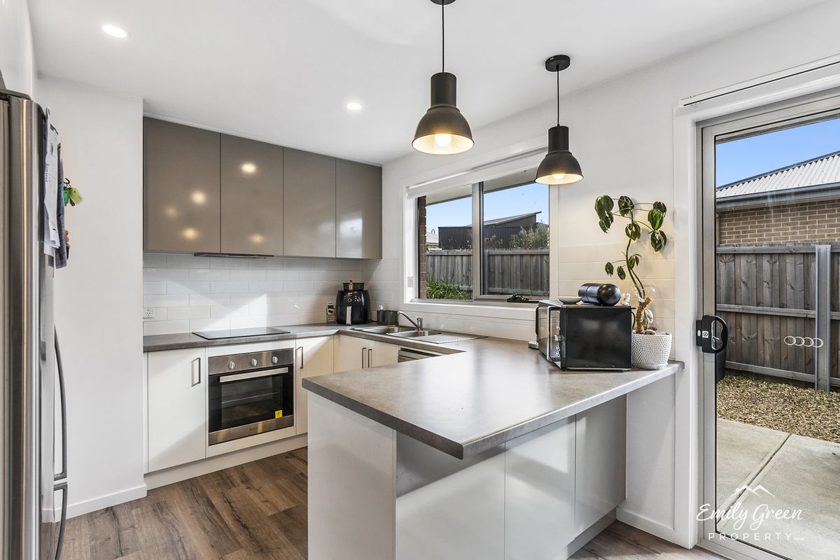 4 Lynmore Way, Midway Point