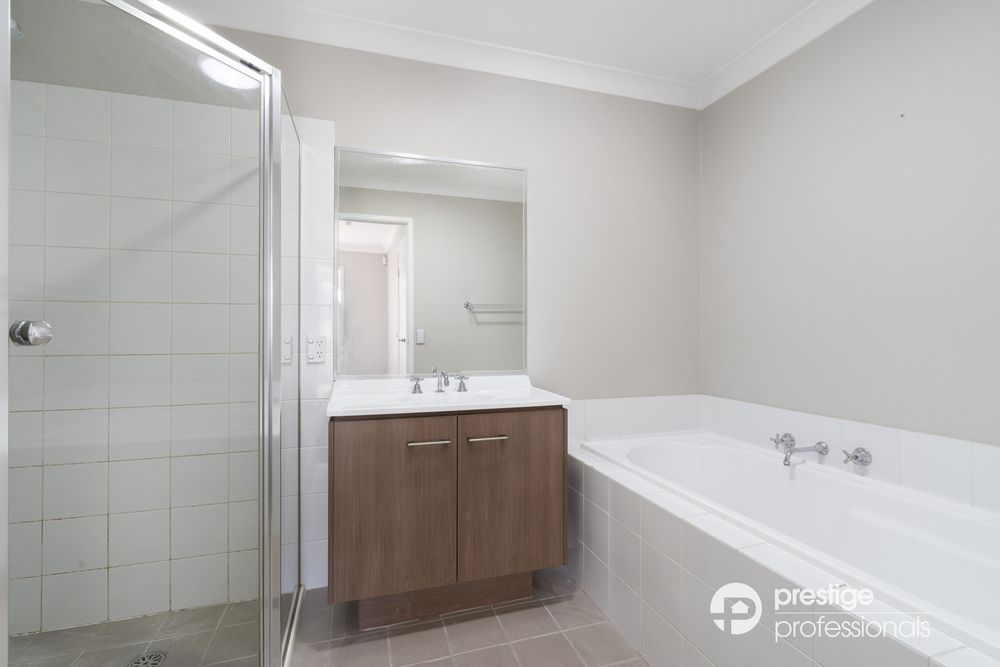 8 Morningside Parade, Holsworthy