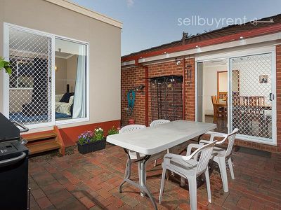 17 MCFARLAND ROAD, Wodonga