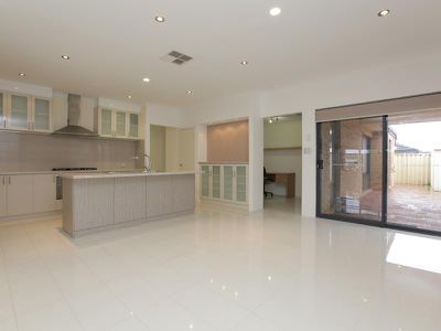 10 Harlequin Pass, Southern River