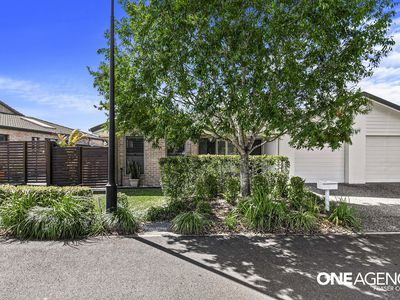 110 / 230 Pulgul Street, Urangan