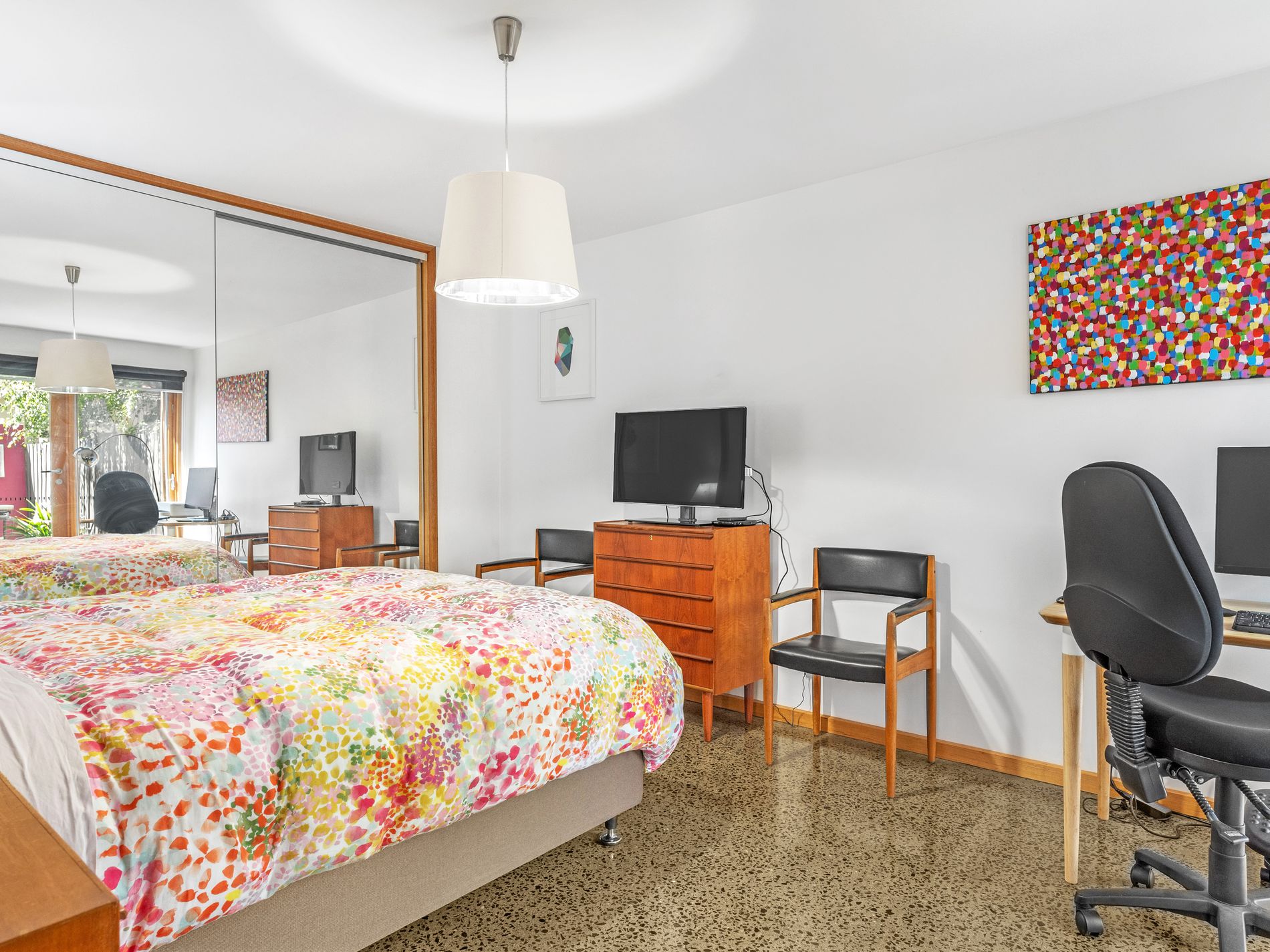 1A Nancy Court, Williamstown