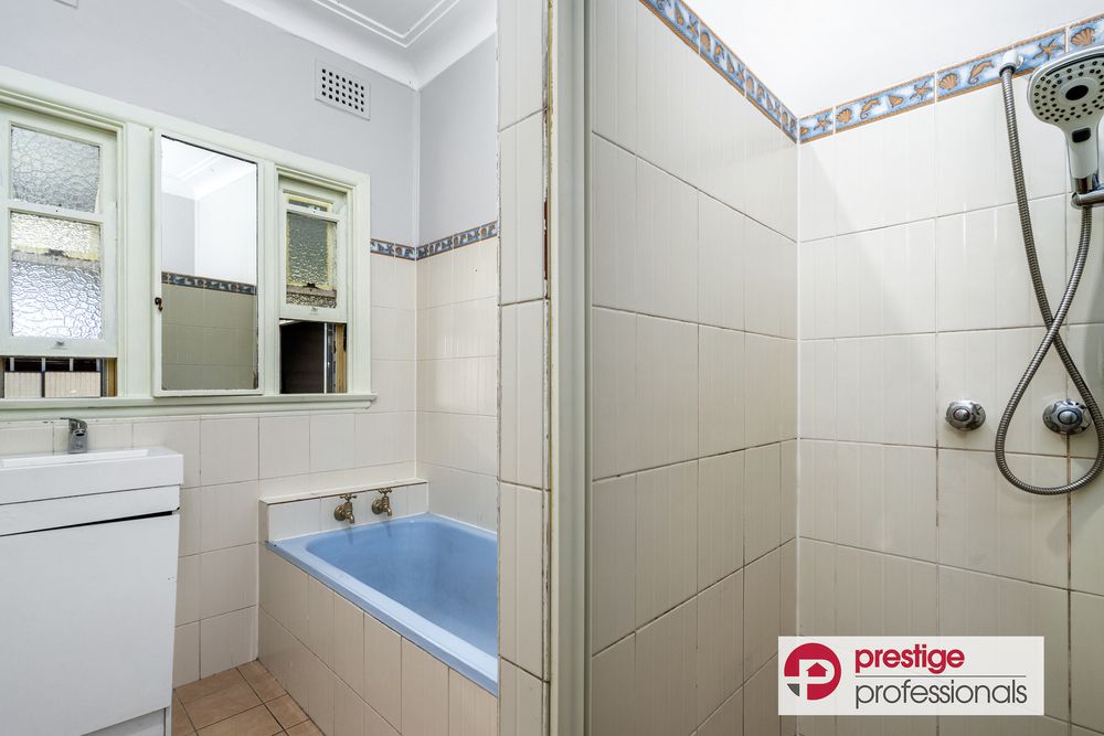 74 Moorebank Avenue, Moorebank