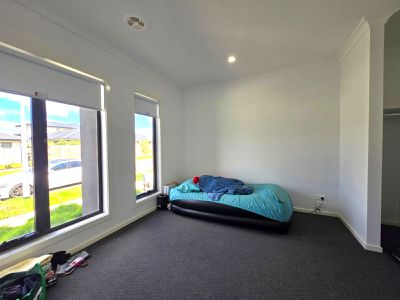 5 Wheatsheaf Road, Wyndham Vale