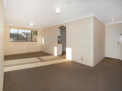 4 / 9 Mercury  St, Wollongong