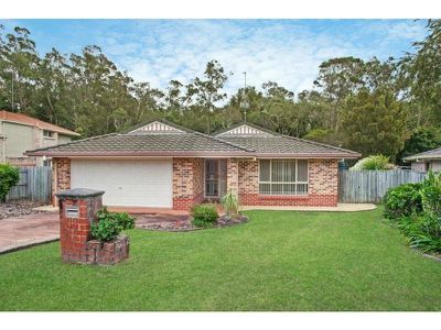 11 Rose Ash Crescent, Noosaville