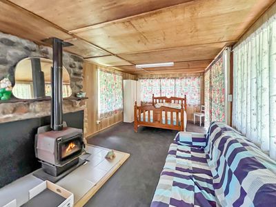 5851 The Bucketts Way, Bootawa