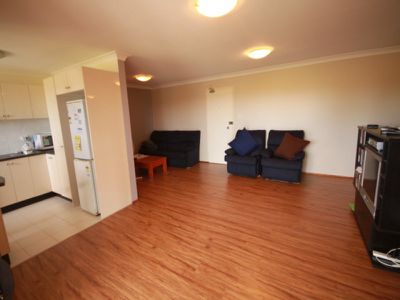 14 / 71 Railway Parade, Wiley Park