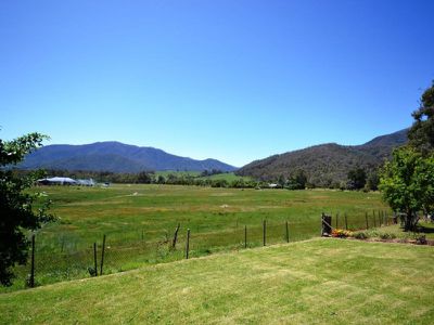 37 Valley Avenue, Mount Beauty