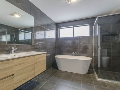 61 Seidler Parade, Oran Park