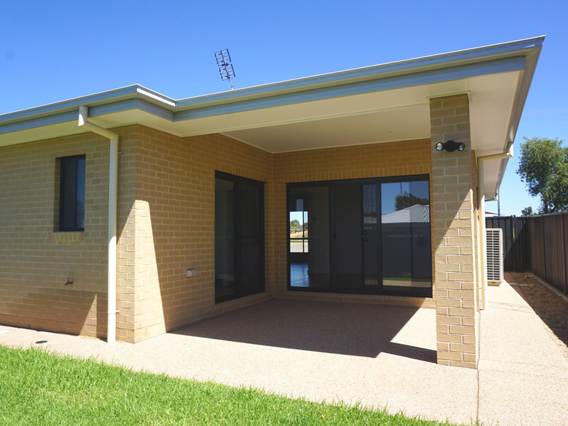 1 / 70 Park Street, West Wyalong