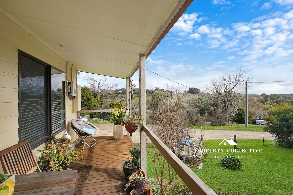 21 Priory Lane, Beechworth