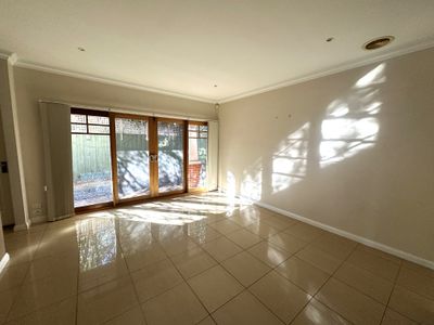 5 / 3 Merric Lane, Carnegie