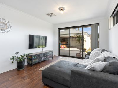 24 Wolfson Way, Piara Waters