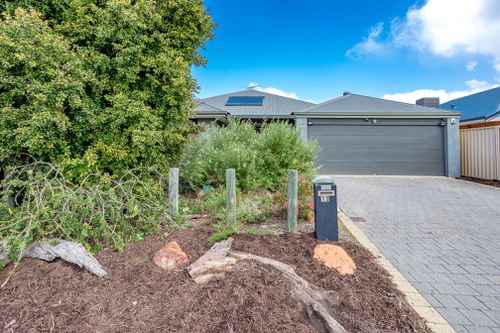 13 Wundi Way, Byford