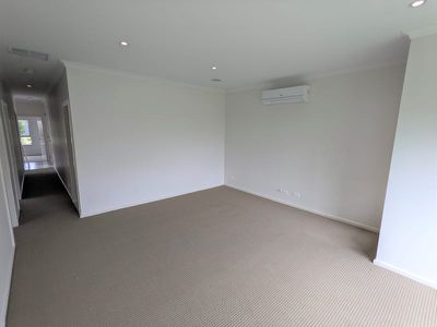 8 / 64-68 Station Road, Marshall