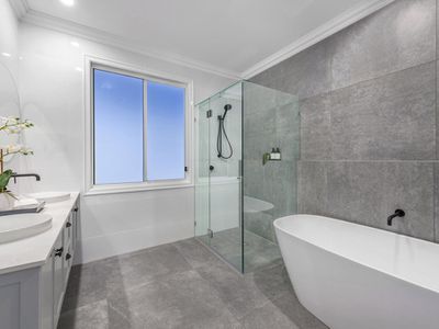 102 Fingal Street, Tarragindi